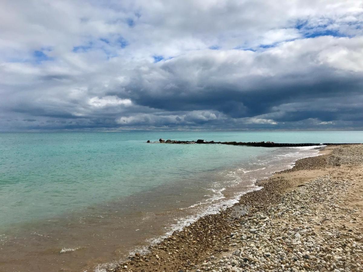 Luxury Suite At Private Beach North Shore Residence ハイランド・パーク エクステリア 写真